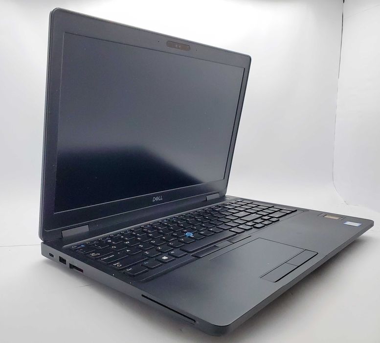 Dell Latitude 5590 i7-8650U 8/256gb MX130 HDMI VGA WiFi АКБ 13% (8961)