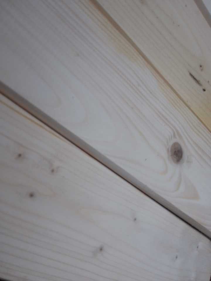 Drewniane deski dekoracyjne do aranżacji wnętrza 120x9 cm