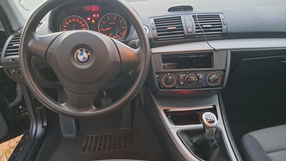 BMW 1 mały przebieg z Niemiec