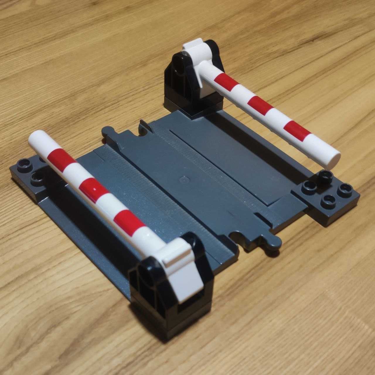 БУ Железная дорога совместима с Lego Duplo