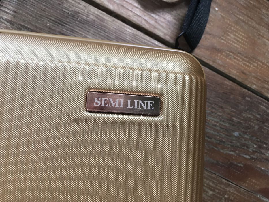 Kosmetyczka podróżna,kuferek semi line
