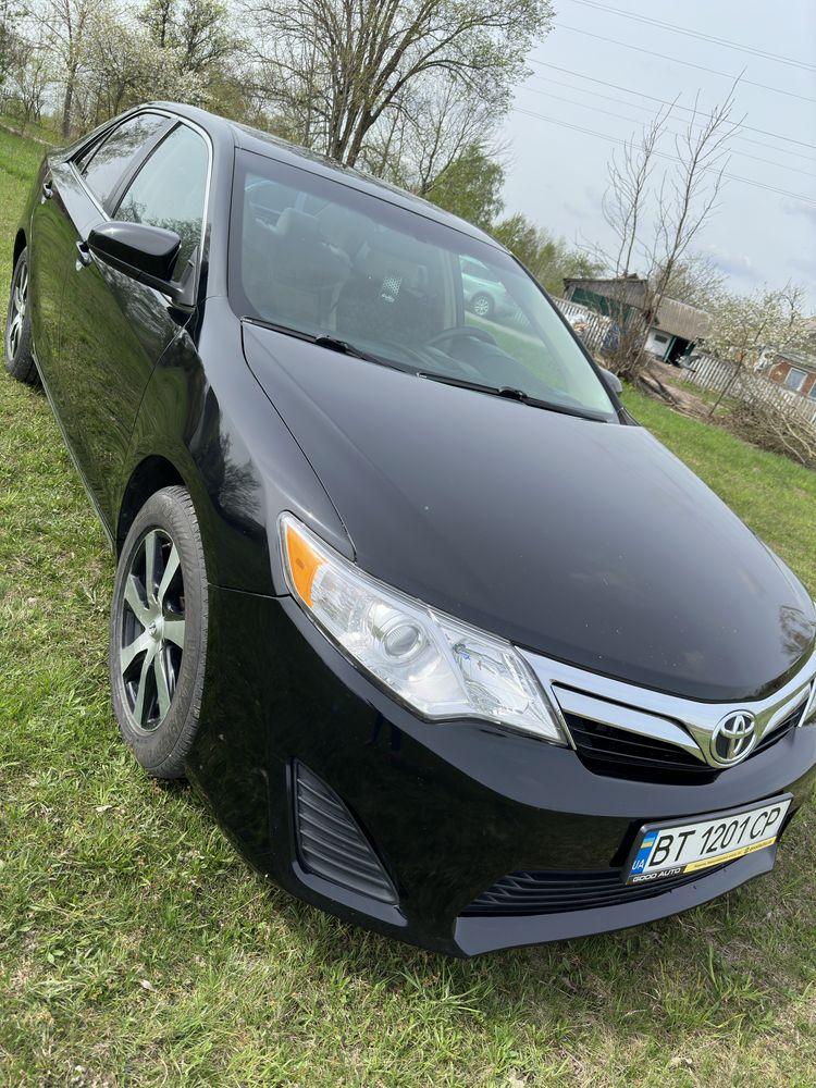 Продам Toyota Camry 2014 рік, перший власник в Україні