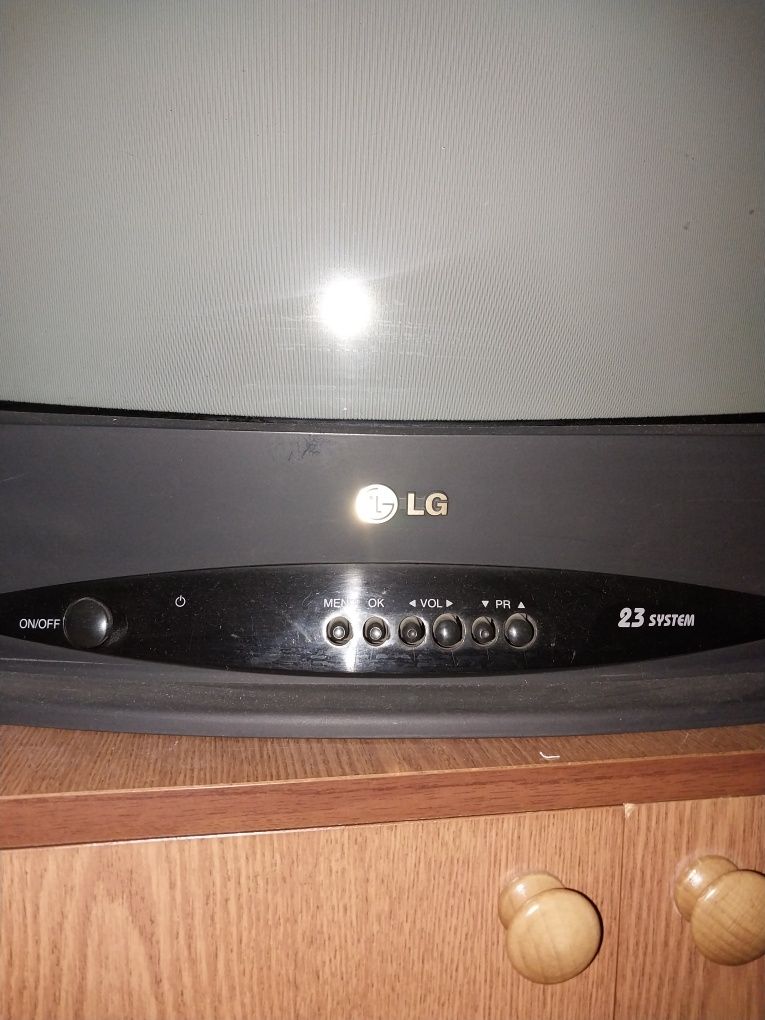Телевізор LG кольоровий