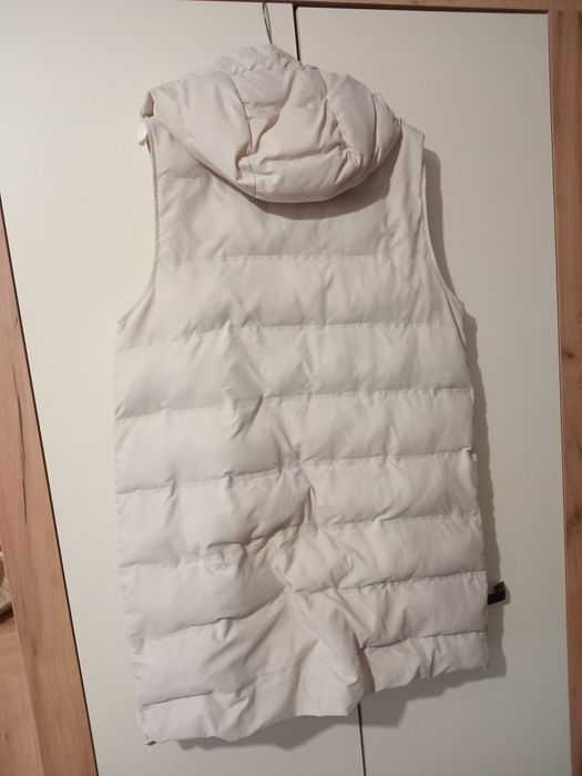 Жилетка ZARA розміру L,підходить на М