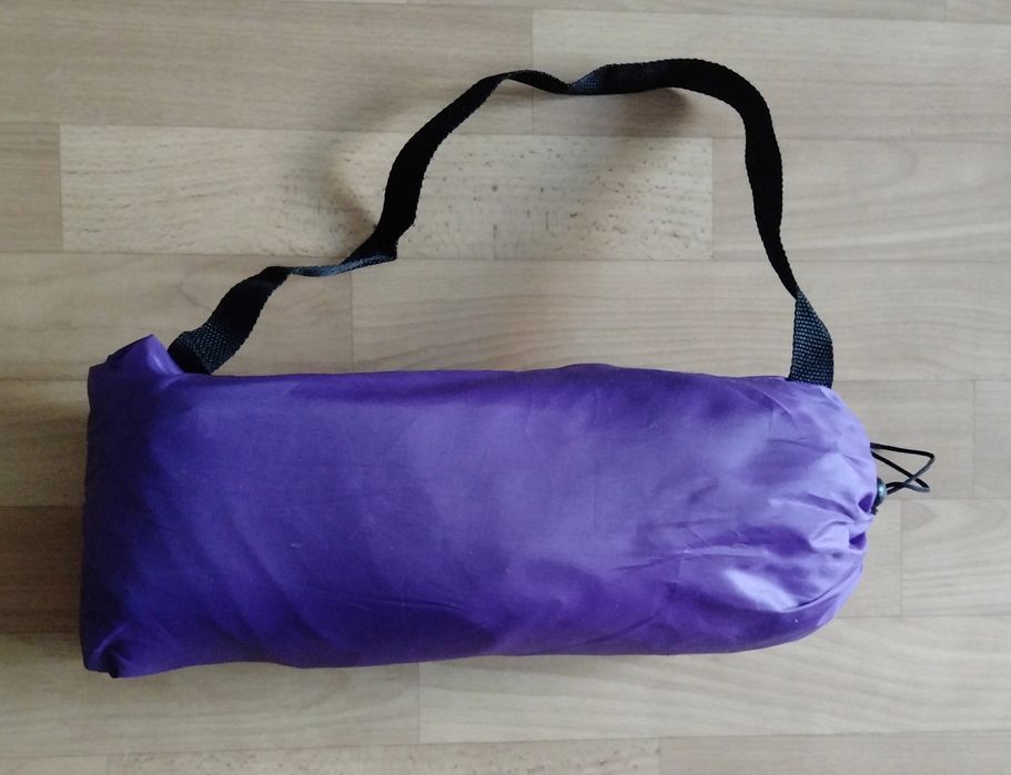 Leżak sofa na plaże nadmuchiwana wiatrem