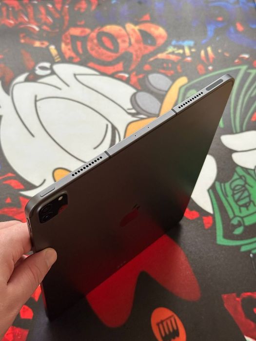 IPAD PRO 12.9 Generation 5 128 GB LTE