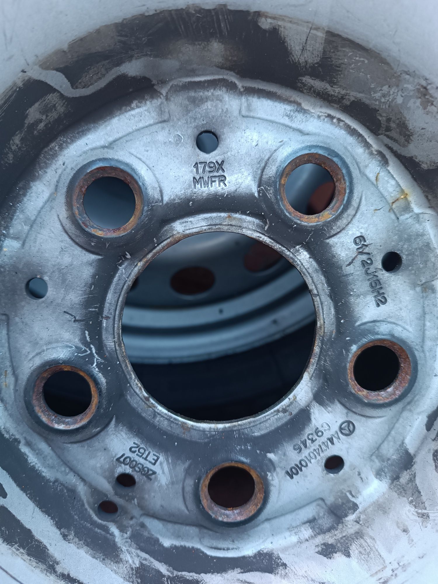 Koła opony felgi stalowe Mercedes Vito w447