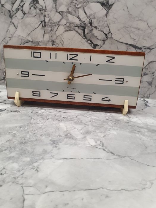 Zegar stołowy ZSSR z lat 60