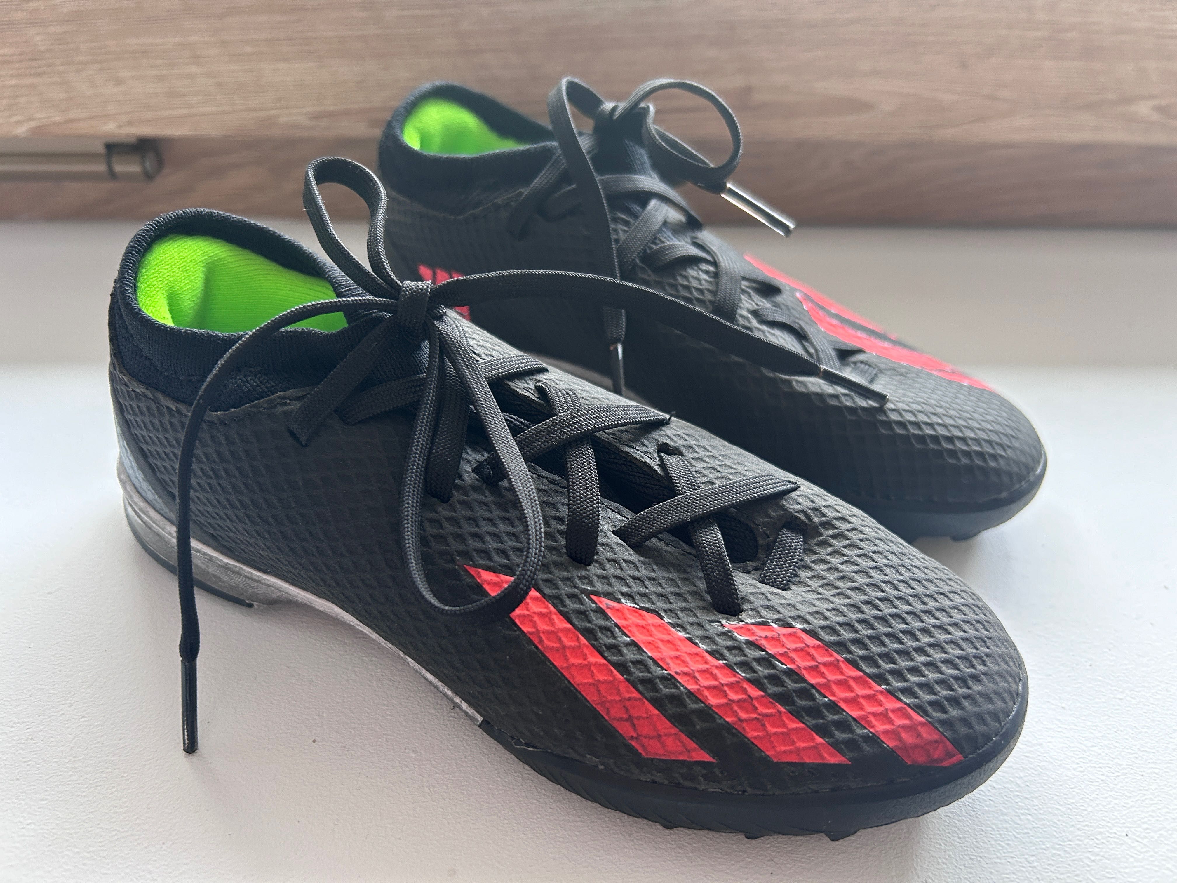 Adidas speedportal korki do sztucznej nawierzchni chłopiec 31