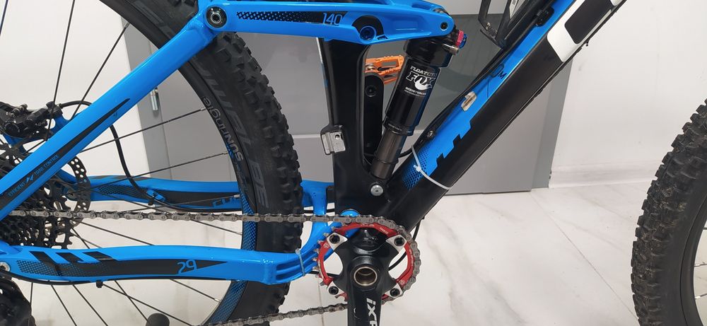 Cube Stereo Karbon nie Scott  Trek wysyłka