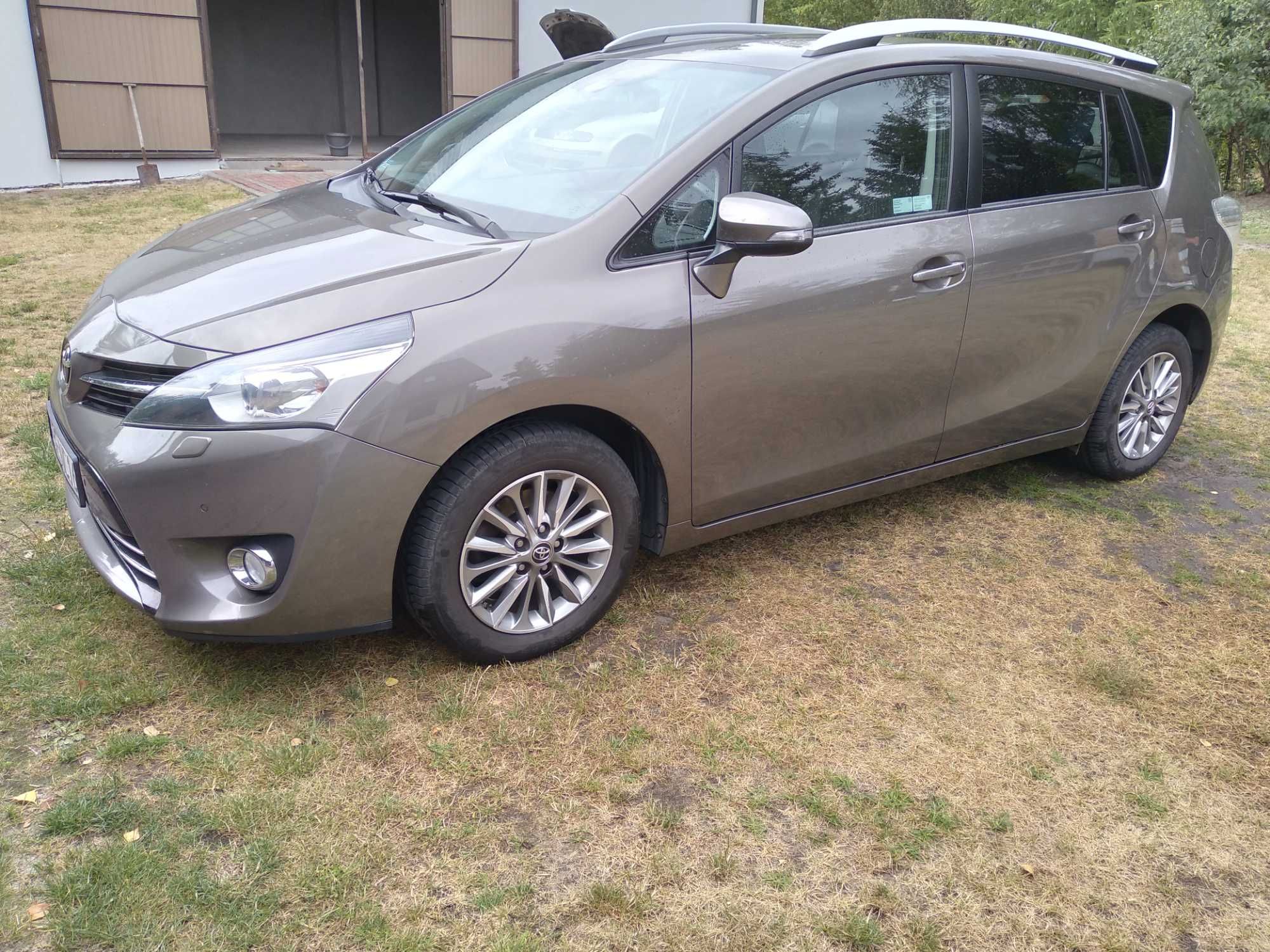 Toyota Verso 1.8 Prestige