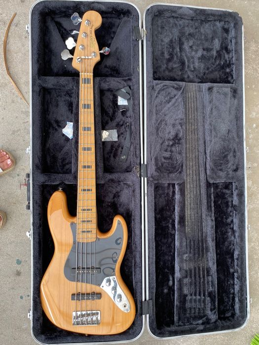 Baixo Vintage SQUIER Jazz Bass