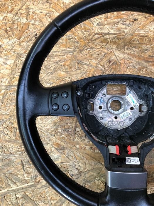 Kierownica VW Golf 5