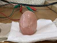 Яйцо из камня «розовый кварц»