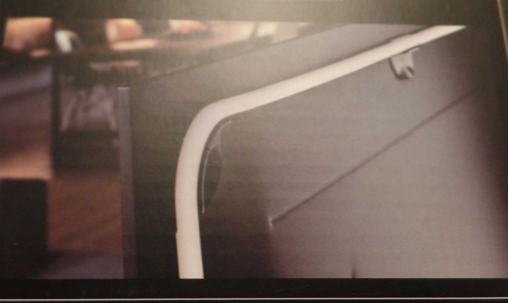 Philips Hue Play Gradient Lightstrip, novo em caixa, nunca usado