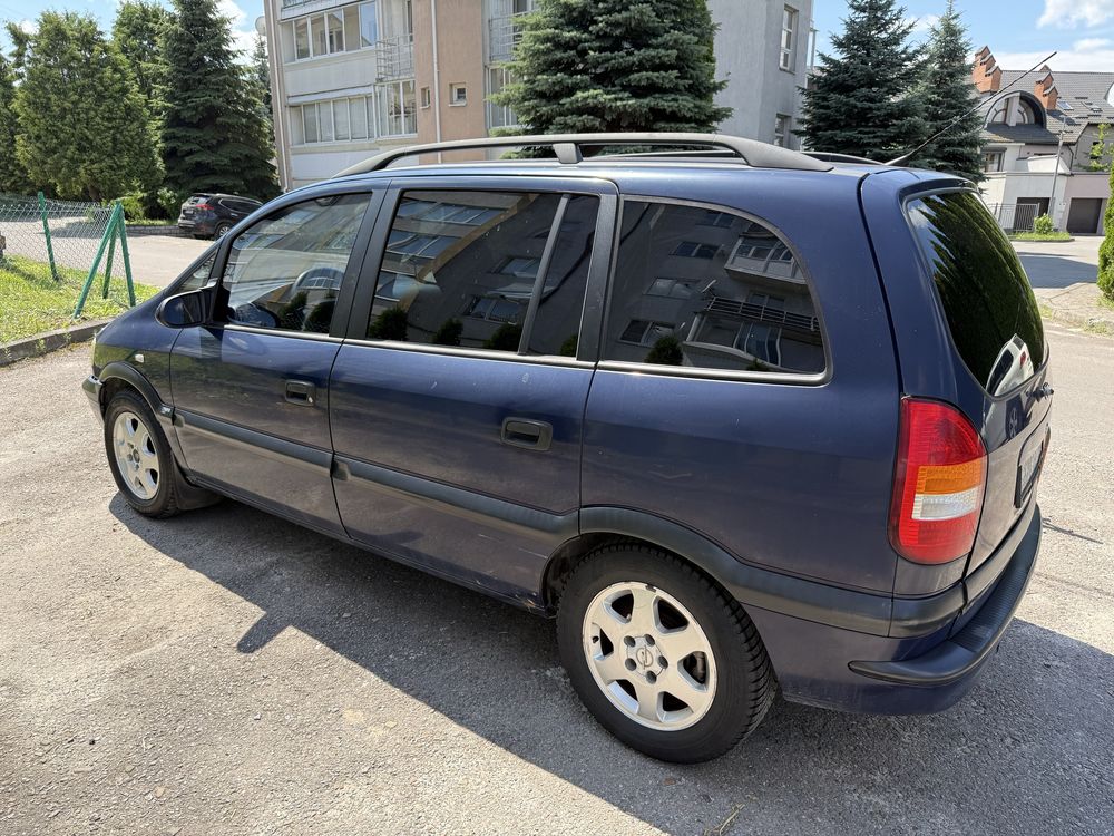 Opel Zafira A 2000 1.8 бензин 7 місць Опель Зафіра А