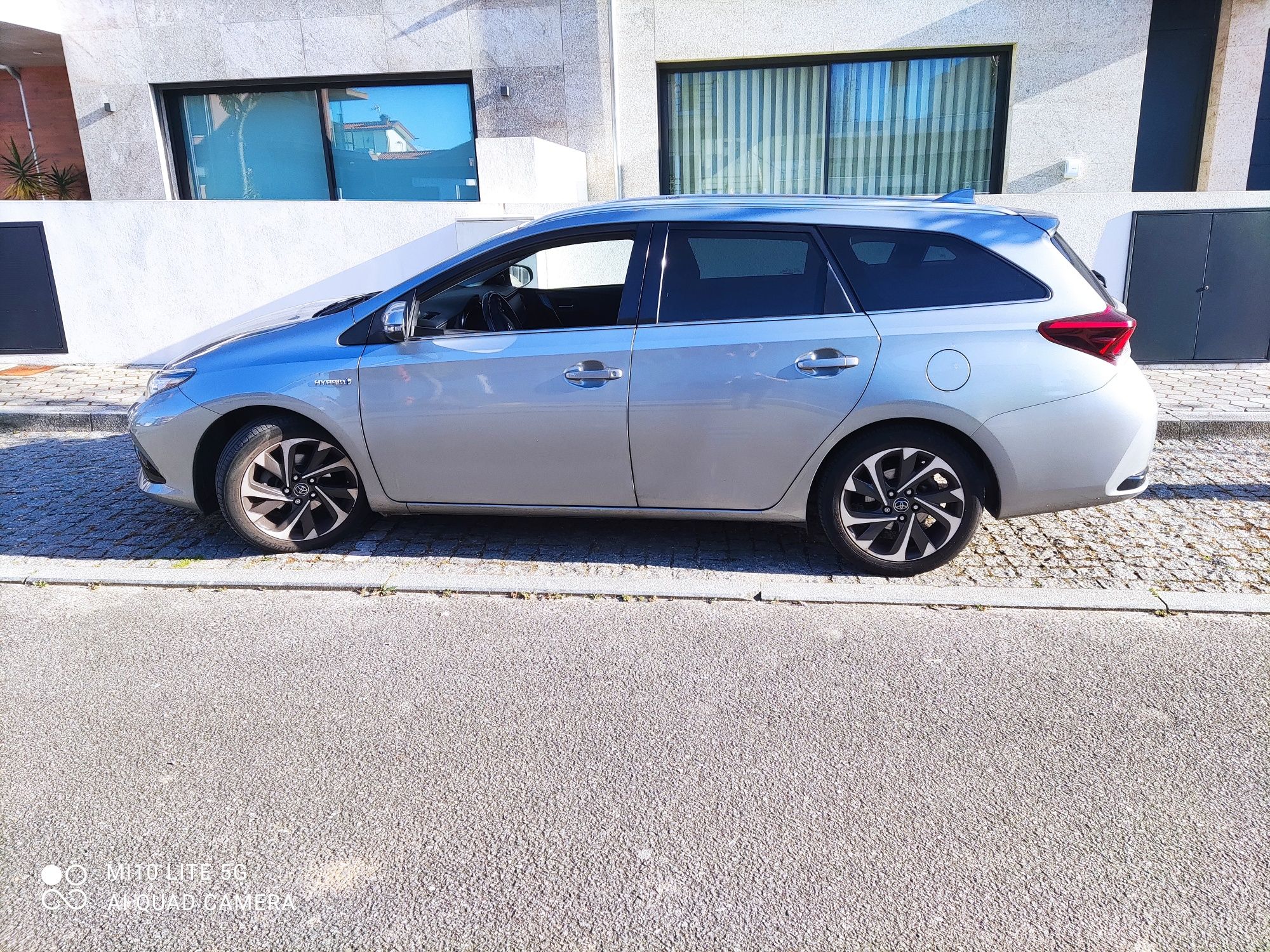 Auris Touring sports 1.8 HSD Navi a GPL