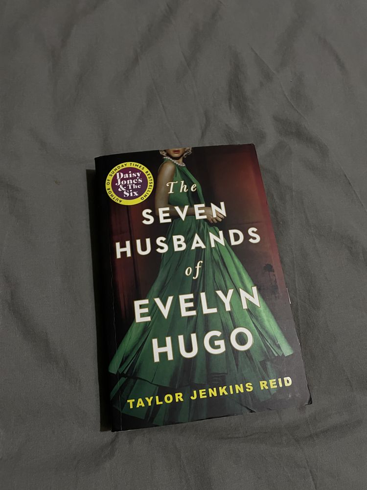 The seven husbands of Evelyn Hugo