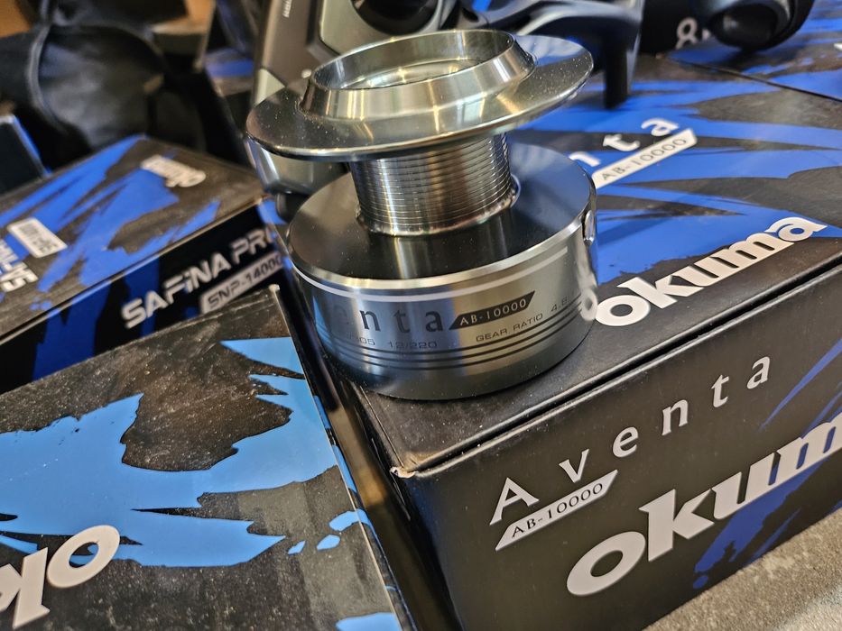 2 kolowrotki okuma aventa ab 10000 z wolnym biegiem