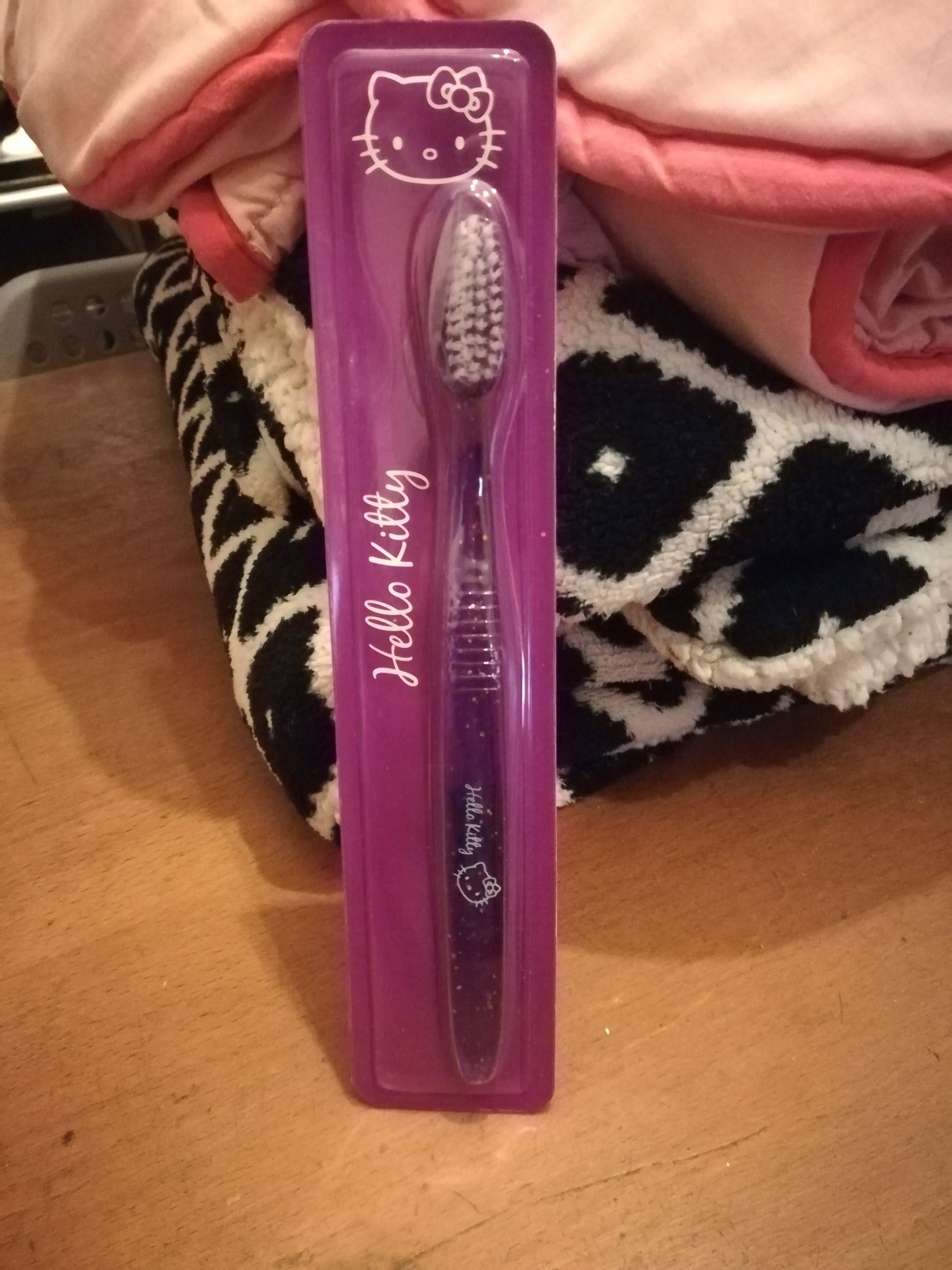 Escova de dentes Hello Kitty