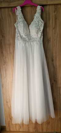 Przepiękna suknia ślubna "Nela" z narzutką