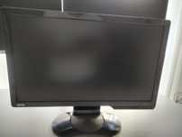 Moniter BenQ zestaw z kablem zasilającym i do komputera