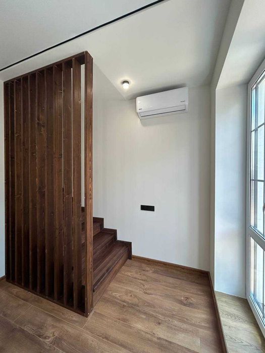 Продаж ТаунХаусу  з ремонтом та меблями