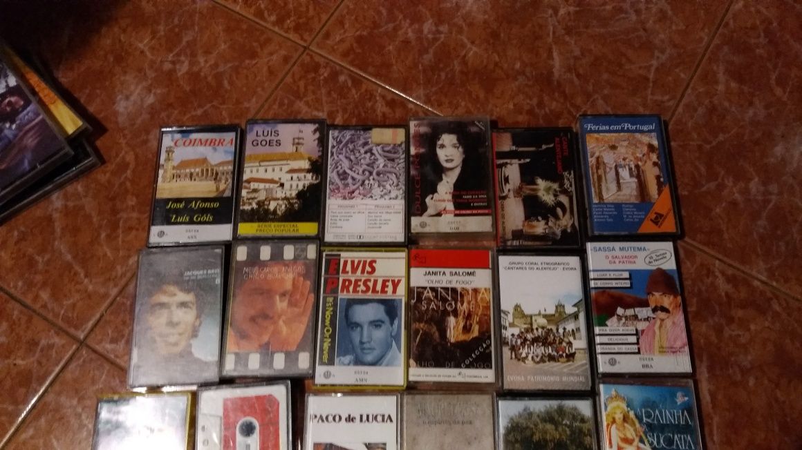 25 Cassetes Audio de vários gostos