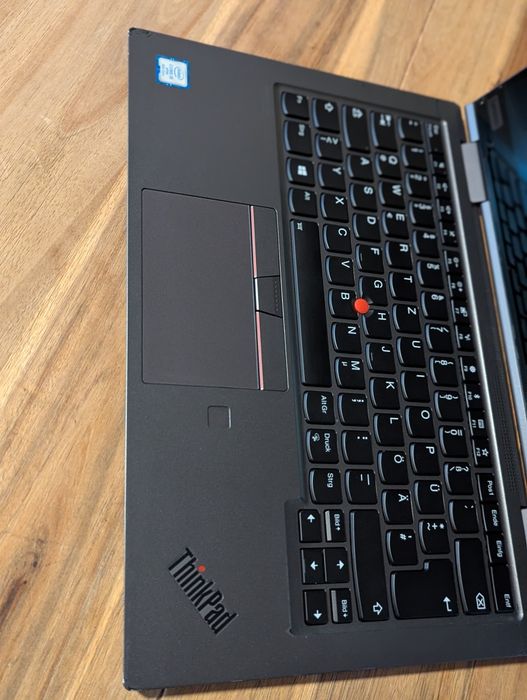 Ноутбук Lenovo Thinkpad X1 Yoga Gen 4 (16/256)