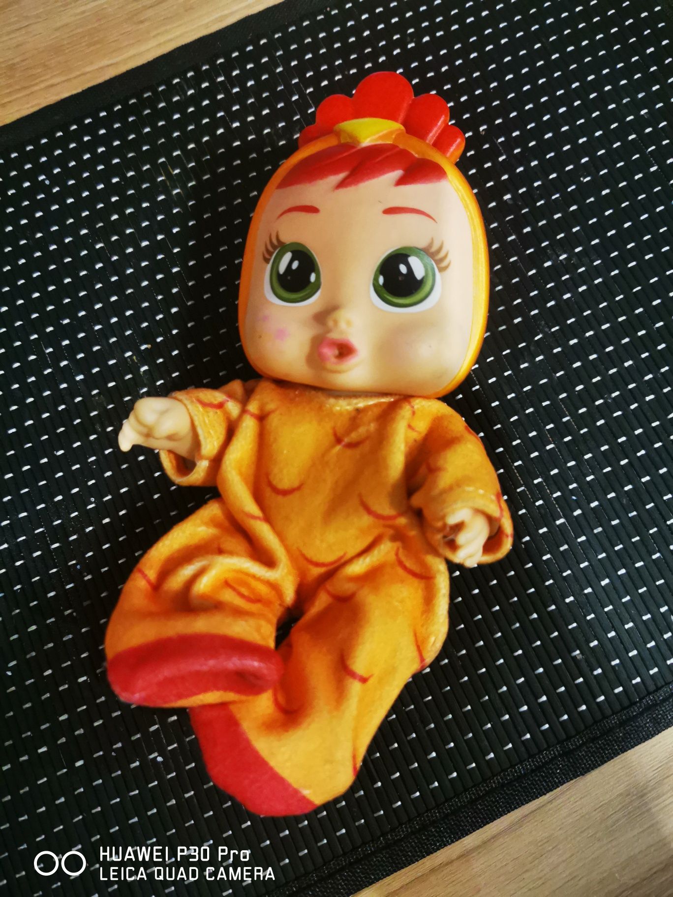 Interaktywna lalka cry doll