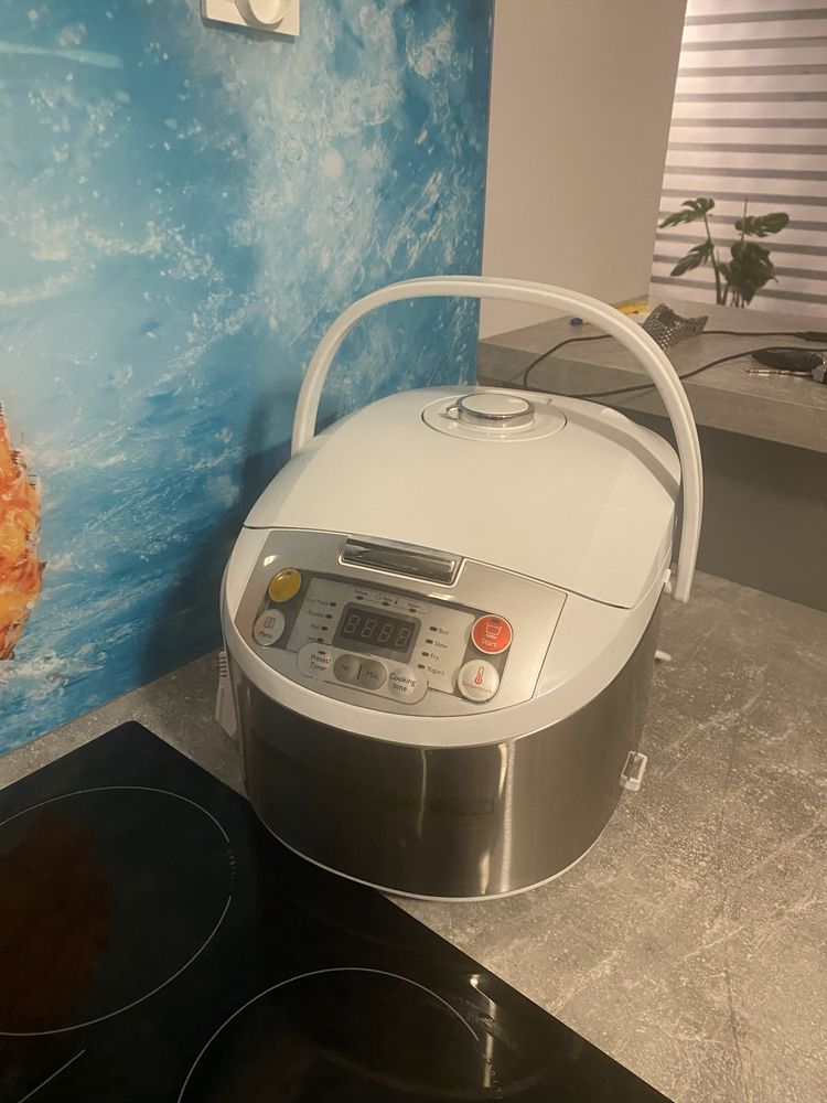 Multicooker philips HD 3037