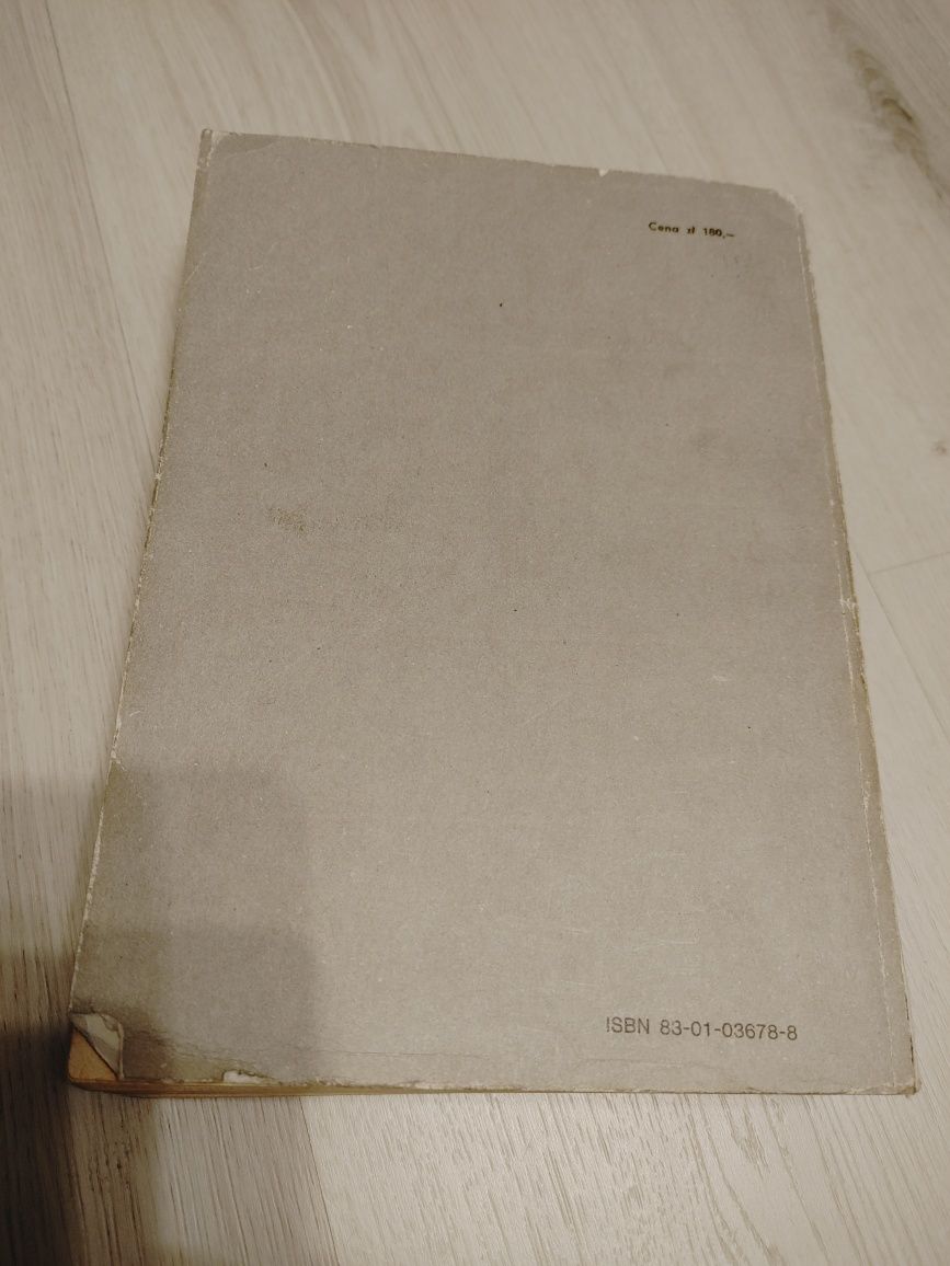 R. G. Gieworkian, W.W. Szepiel Fizyka