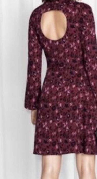 Рожеве плаття з вишивкою як нове, i Вишневе брендове леопардове плаття