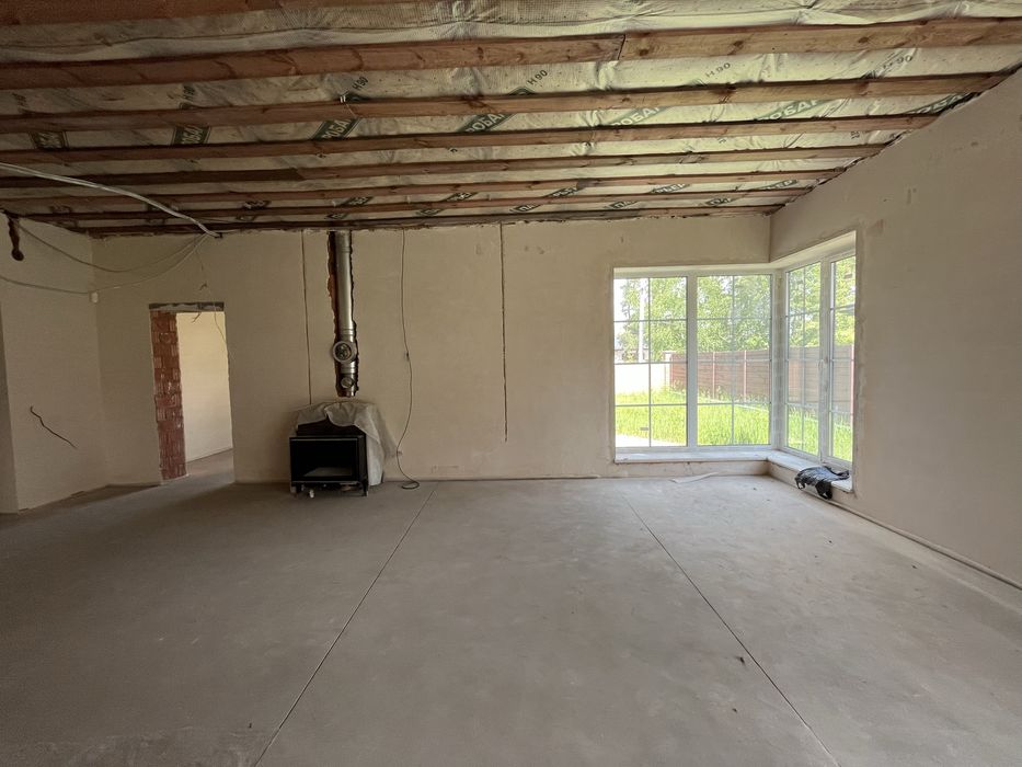 Будинок в Лісовій Бучі на 10 сотках