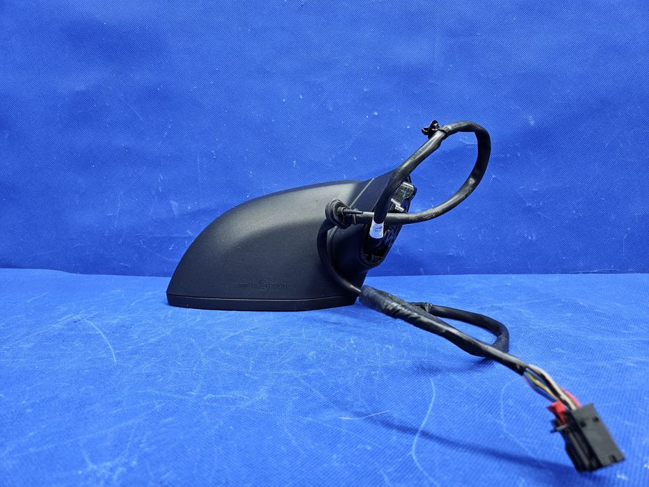 LUSTERKO kompletne prawe 14-PIN AUDI A4 B9 8W SEDAN / AVANT LX7R oem