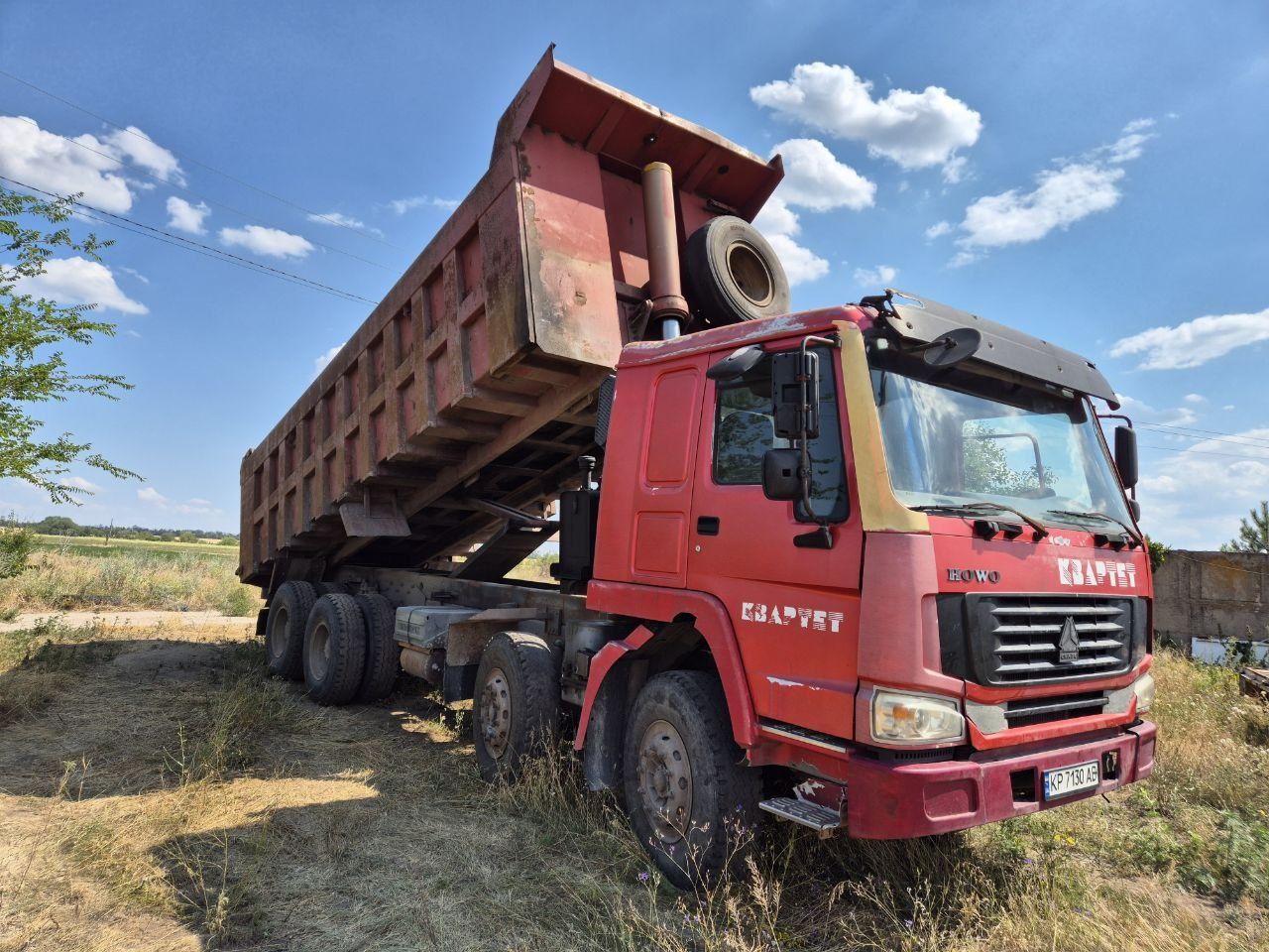 Продам самосвал HOWO ZZ3407-S2867