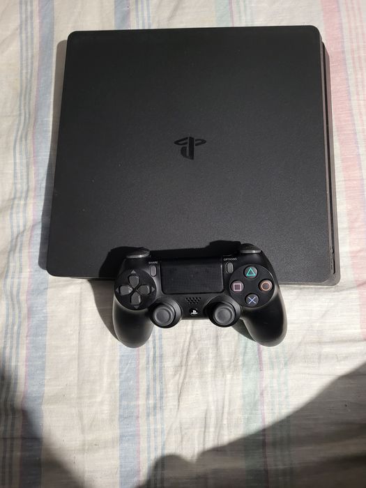 Sony PS 4 slim 1 TB + док-станіція