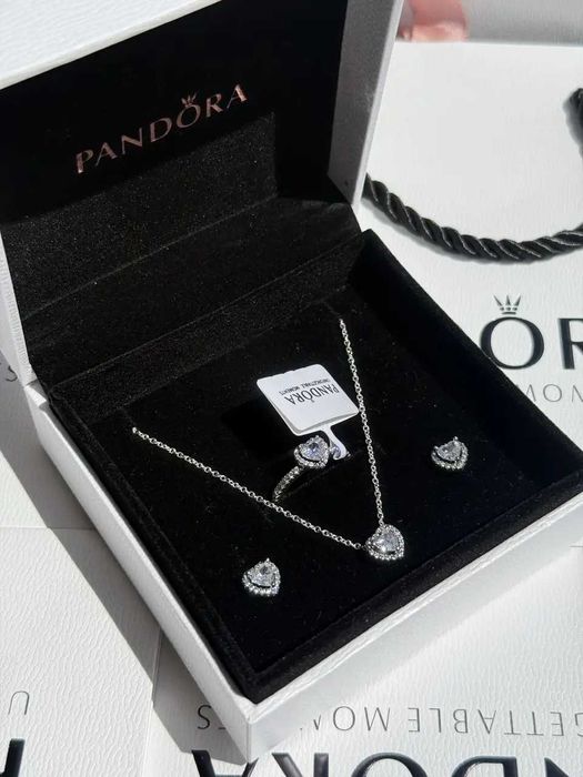 Комплект Пандора Біле Серце.