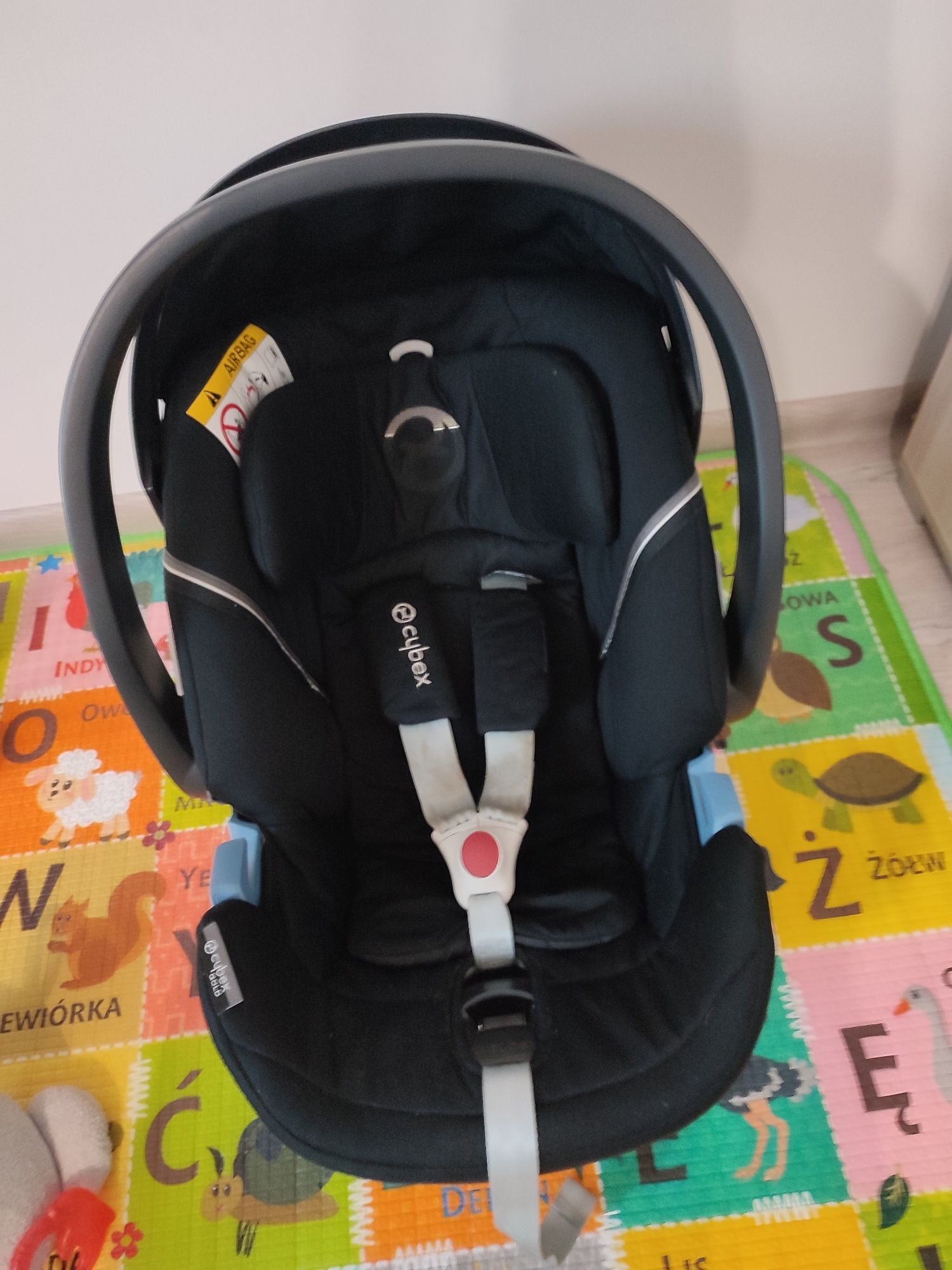 Nosidełko z baza ISOFIX Cybex