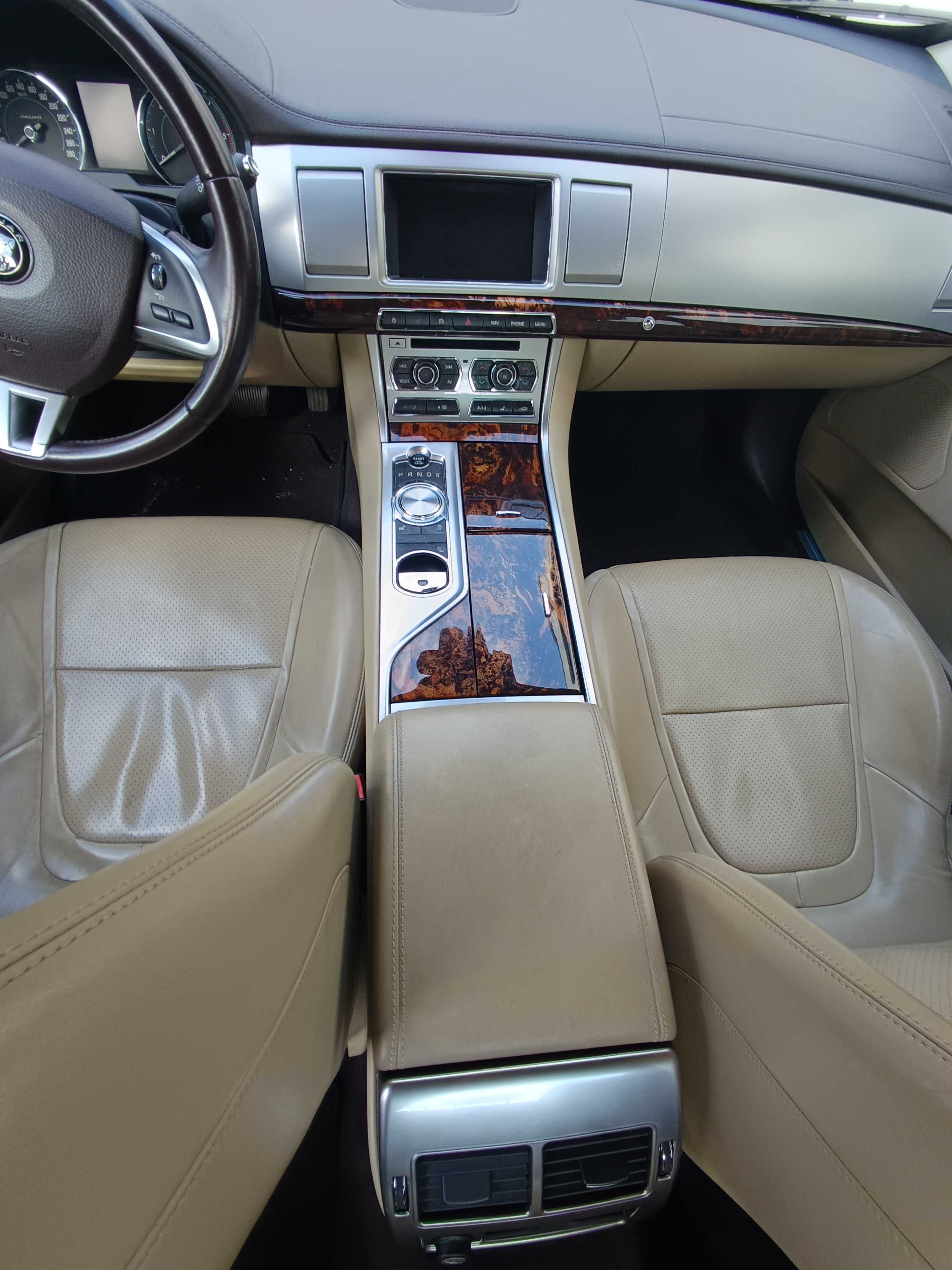 Jaguar XF 2.2 I4D DIESEL