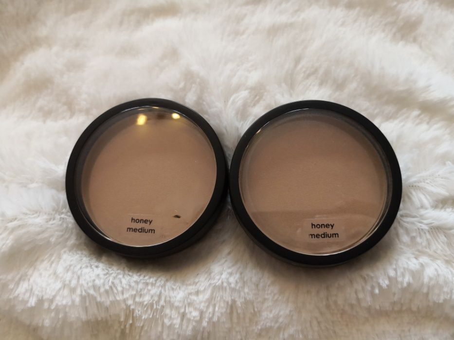 Podkład mineralny GLO Honey-Medium