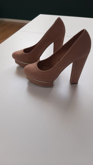 Buty na słupku i koturnie brudny róż/ bez szpilki buty na obcasie