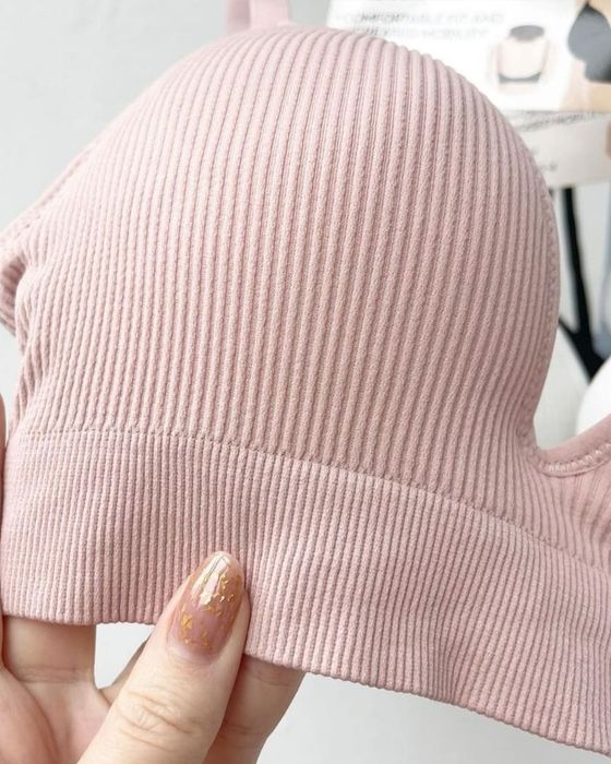 Топ-бюст на чашку В-С, хит этого года!