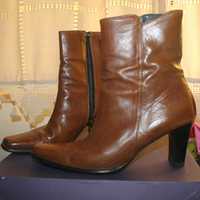 Botas em pele nº37