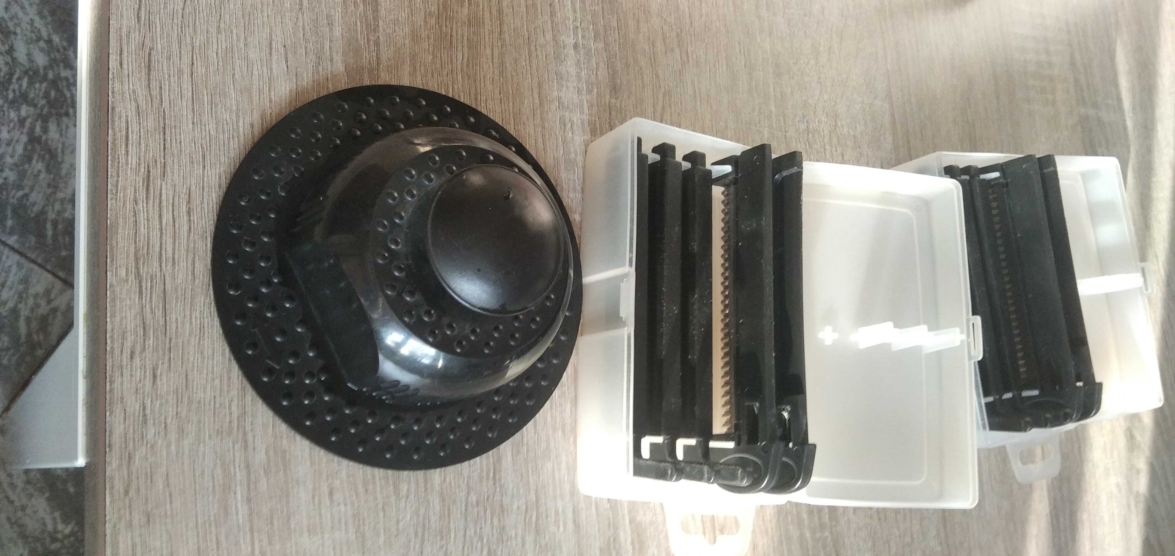 Szatkownica ręczna MANDOLINA+ 2 komplety ostrzy