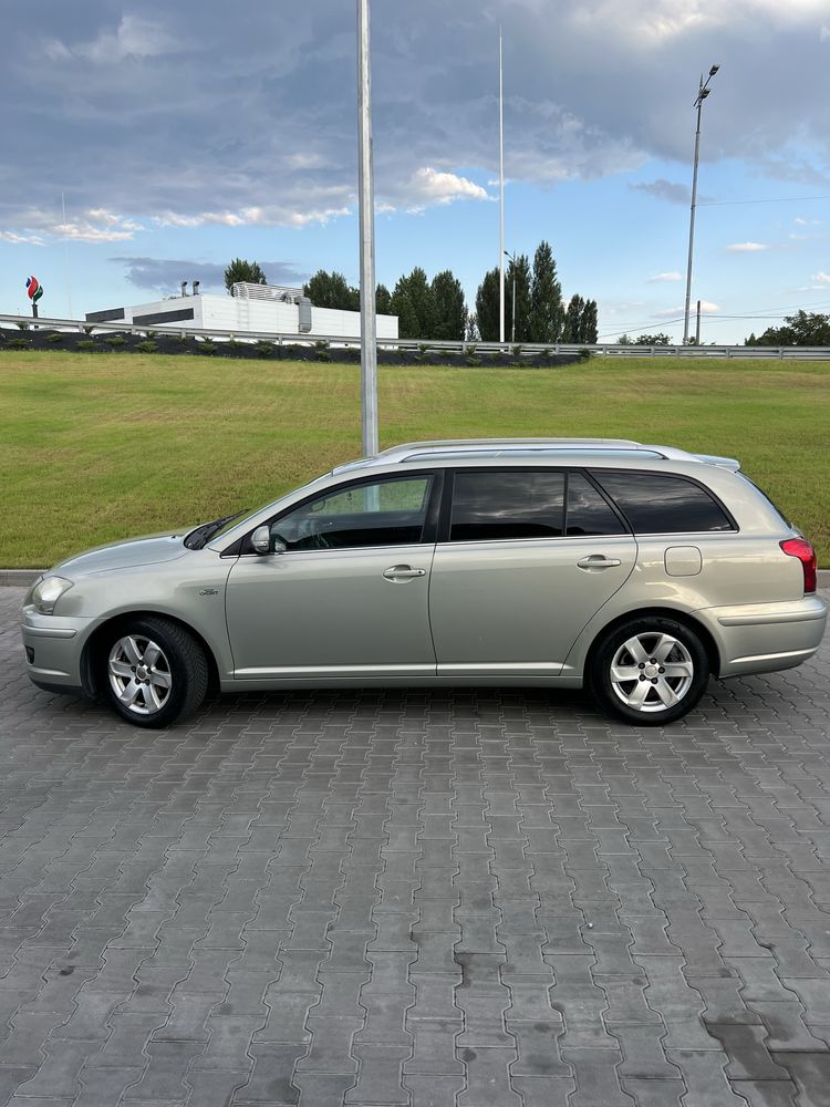 Toyota Avensis 2.2 D4D 177л.с. Турбо-Дизель Рестайлінг Тойота Авенсіс