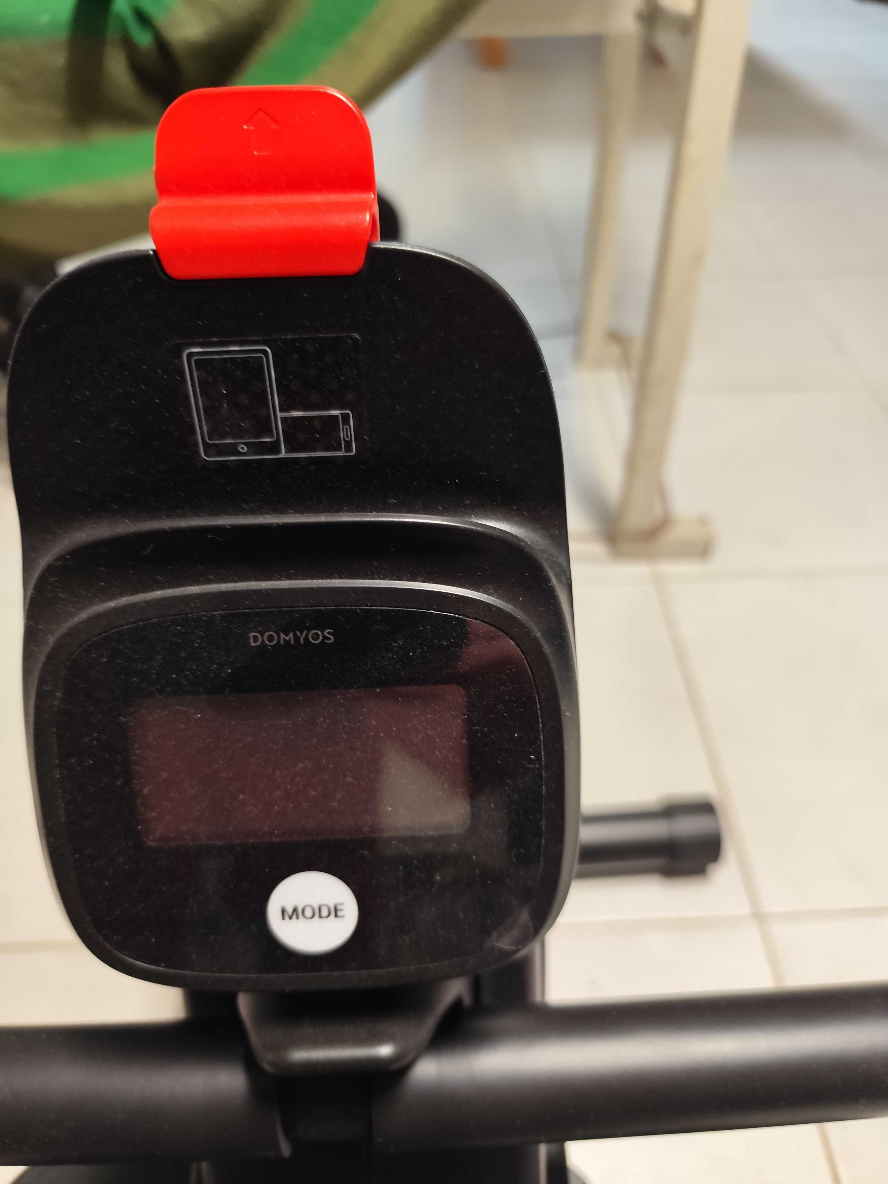 VENDO MÁQUINA DE REMO COMO NOVA