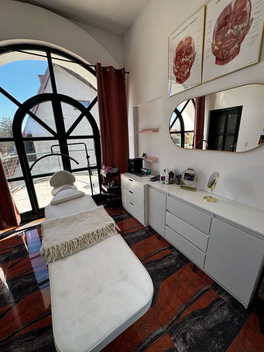 Gabinet - pomieszczenie do masazu lub inne uslugi kosmetyczne