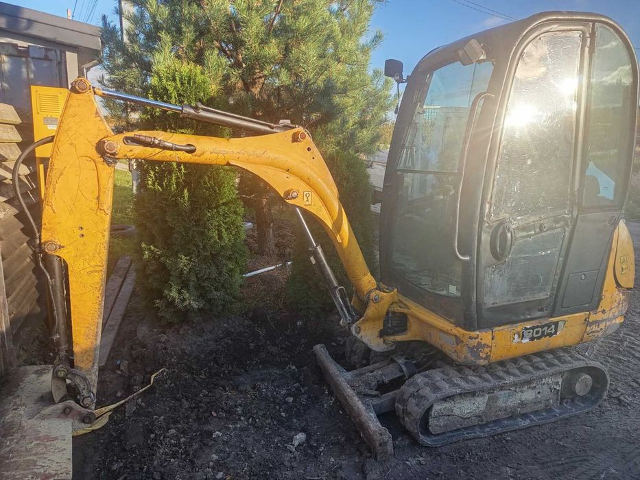 Продається міні -екскаватор JCB
