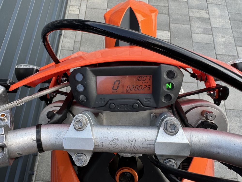KTM Enduro R 690, SMC-R, SMC supermoto LC4